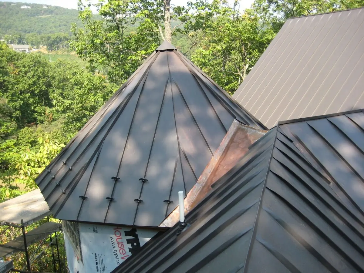 Professional Roof Tarp Installation by Craftsman Roofing in Los Serranos
