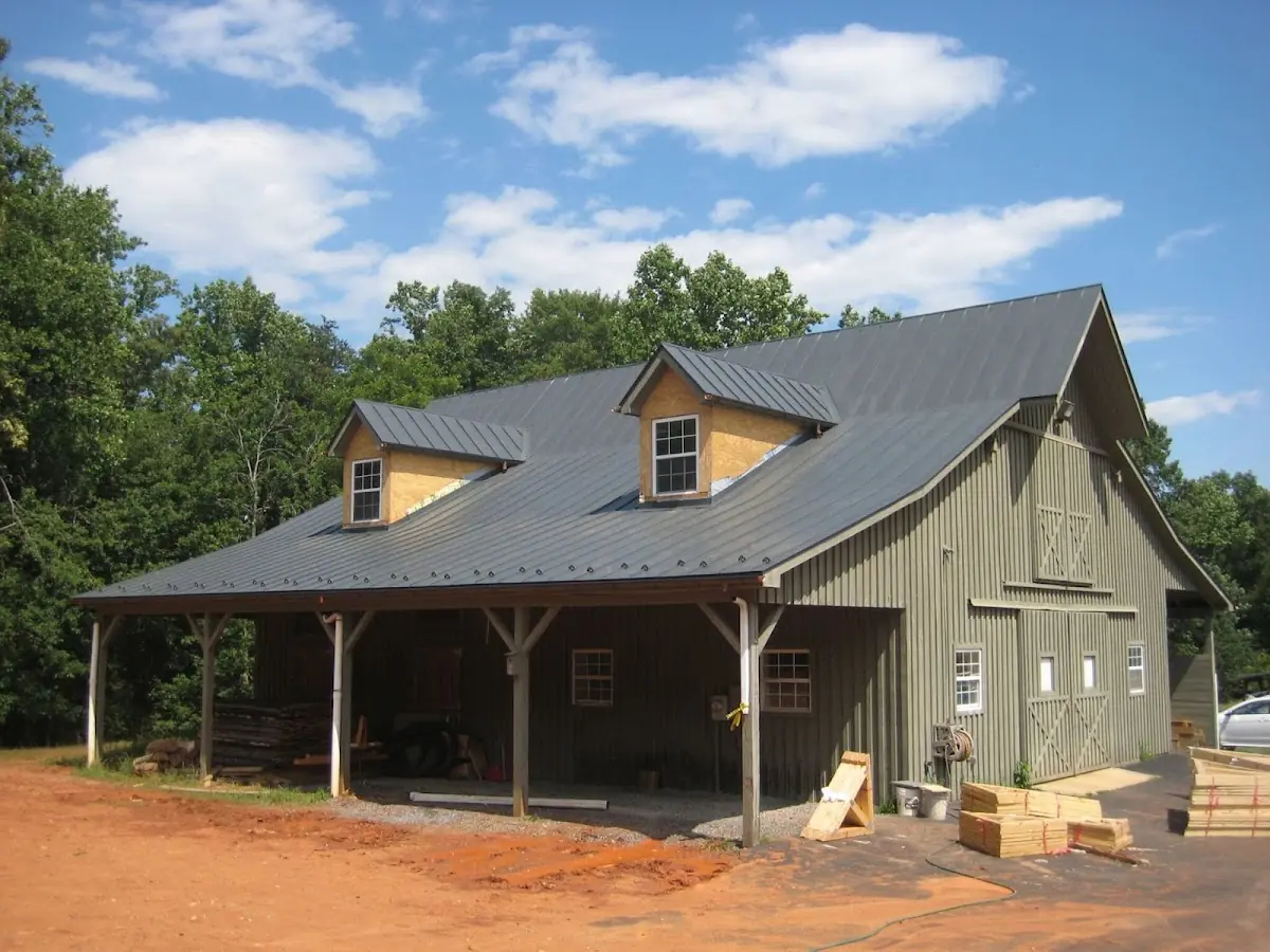 Expert Metal Roof Repair workmanship in Los Serranos